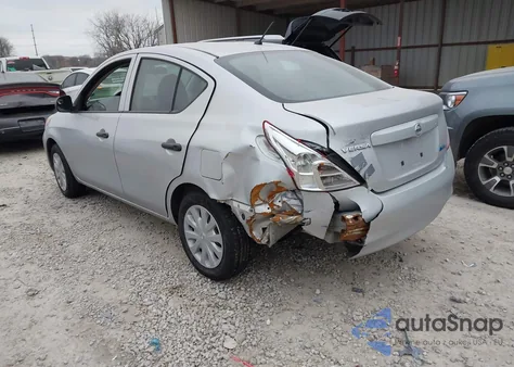 2014 Nissan Versa 1.6 S z USA, uszkodzony, nr VIN 3N1CN7AP1EL855774